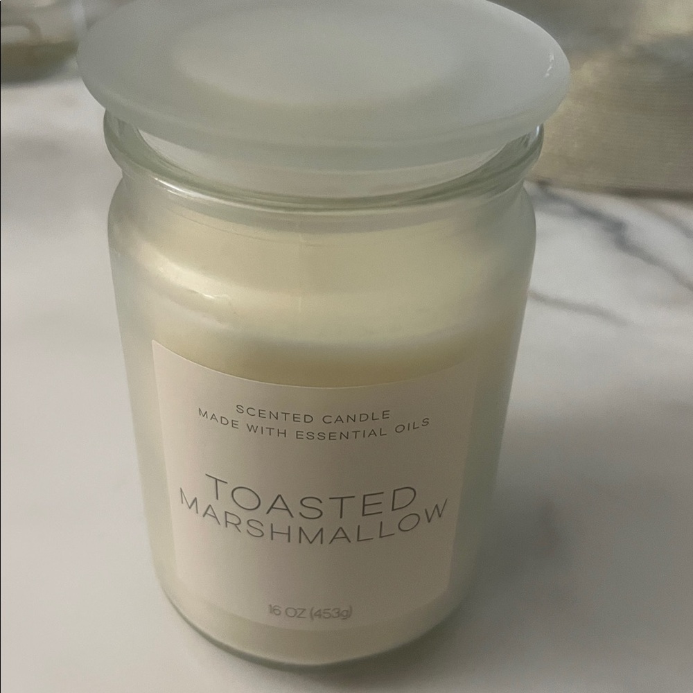 Toasted Marshmallow Scented Candle